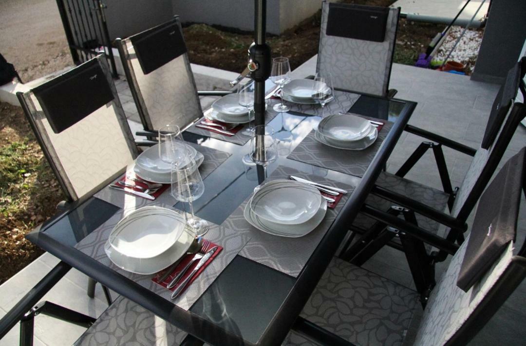Apartman Ivana Biograd Na Moru Εξωτερικό φωτογραφία