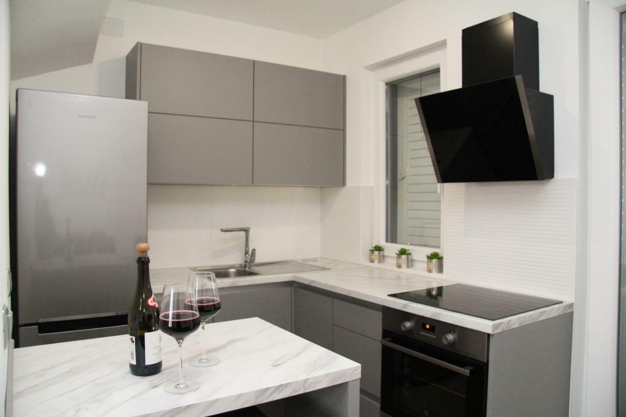 Apartman Ivana Biograd Na Moru Εξωτερικό φωτογραφία