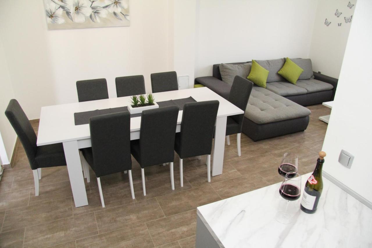 Apartman Ivana Biograd Na Moru Εξωτερικό φωτογραφία