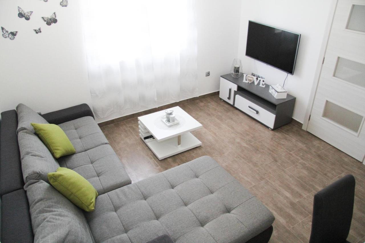 Apartman Ivana Biograd Na Moru Εξωτερικό φωτογραφία